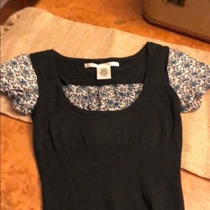 Adorable Max Studio Sweater Top size small